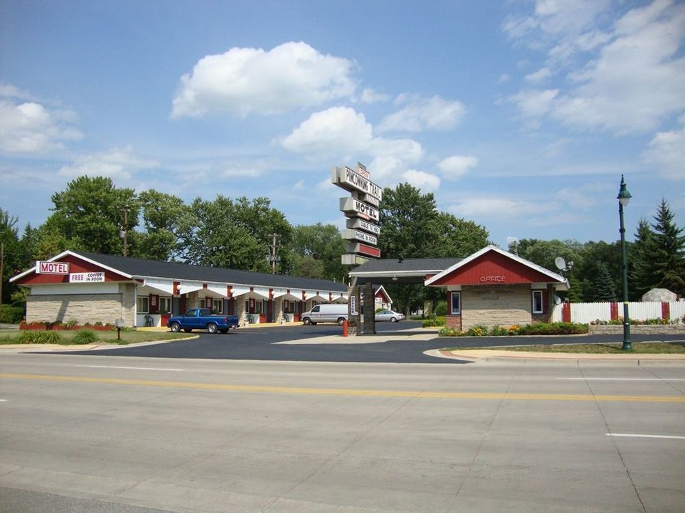 Motel Trail