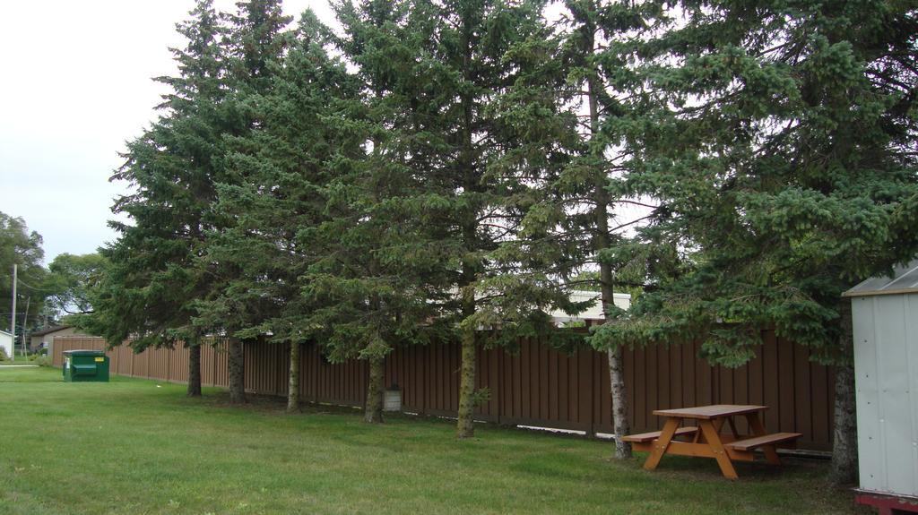 Motel Trail