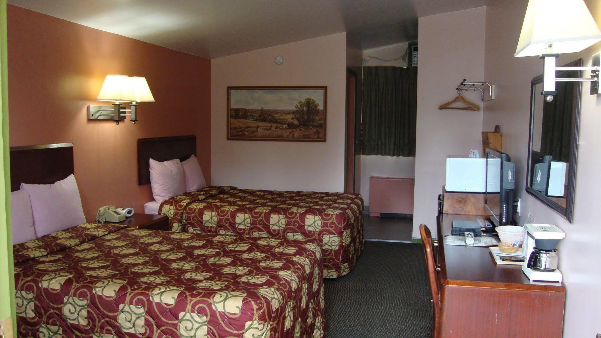 Trail Motel